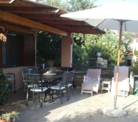 シミウス Casa Vacanza La Terrazza Panoramica A 200 Mt Dal Mareヴィラ エクステリア 写真