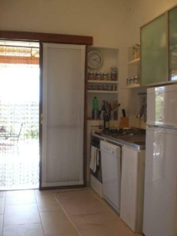 シミウス Casa Vacanza La Terrazza Panoramica A 200 Mt Dal Mareヴィラ エクステリア 写真