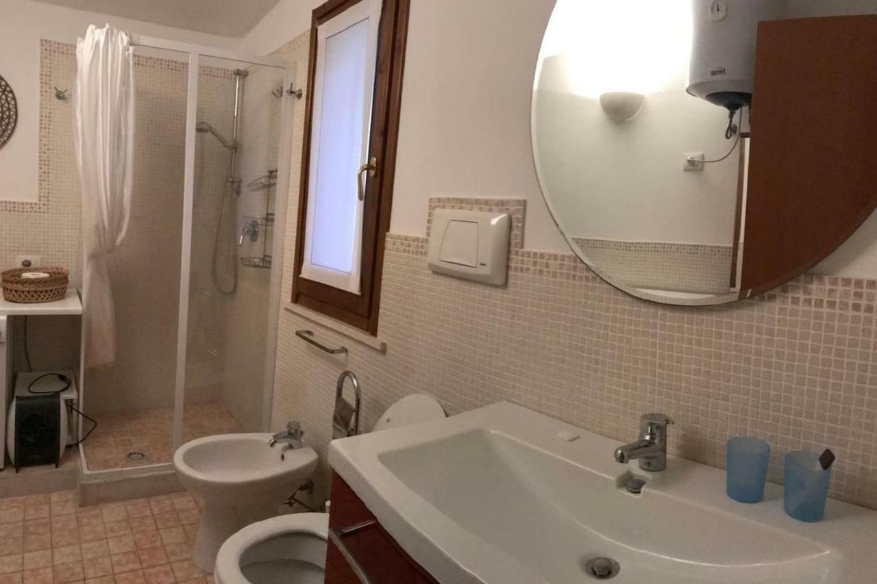 シミウス Casa Vacanza La Terrazza Panoramica A 200 Mt Dal Mareヴィラ エクステリア 写真
