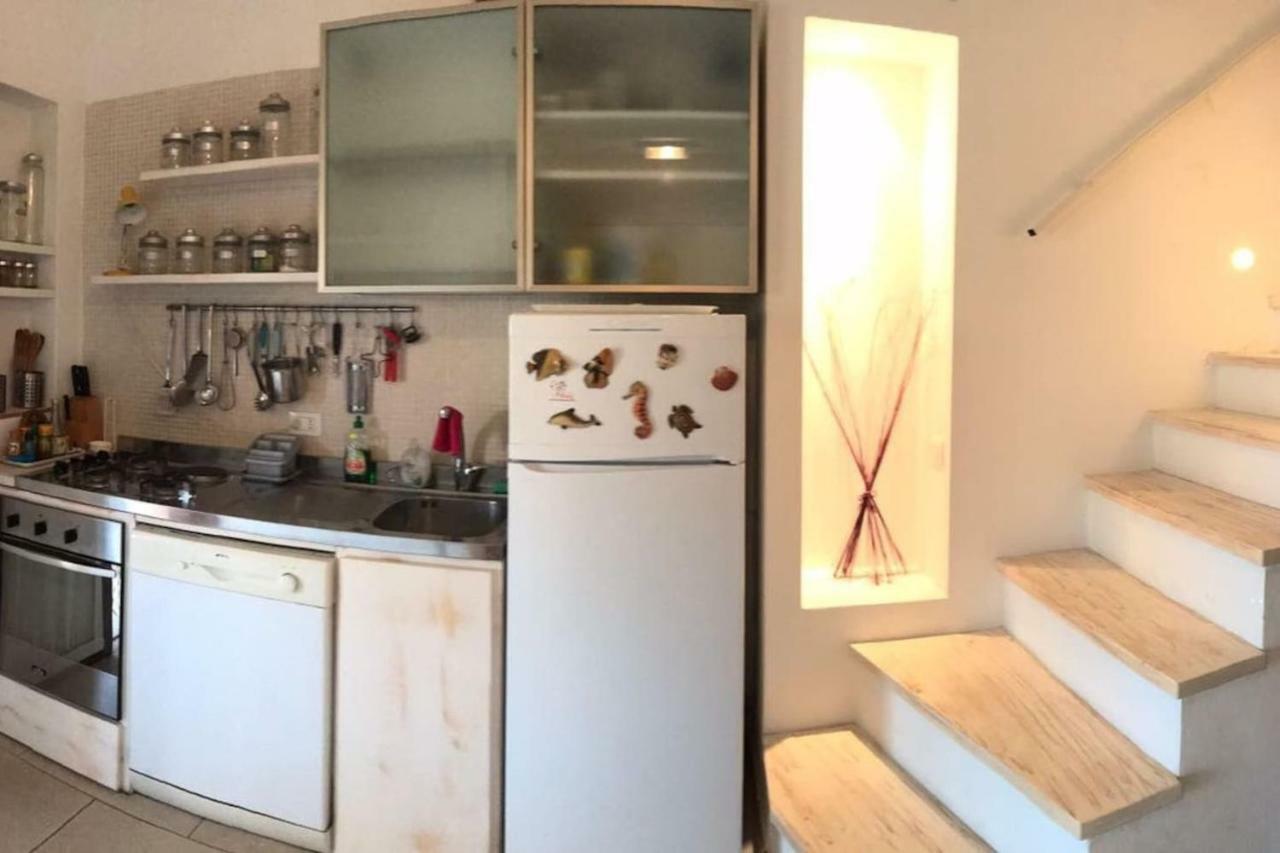 シミウス Casa Vacanza La Terrazza Panoramica A 200 Mt Dal Mareヴィラ エクステリア 写真