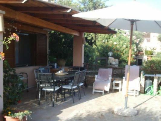 シミウス Casa Vacanza La Terrazza Panoramica A 200 Mt Dal Mareヴィラ エクステリア 写真